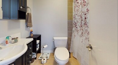 1004 Pleasant St unit 15, East Weymouth, MA 02189 - photo 6