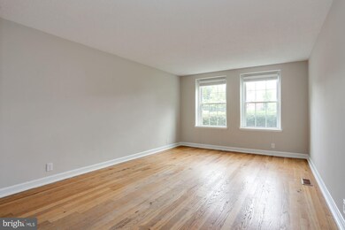 3080 S Abingdon St unit A2, Arlington, VA 22206 - photo 4