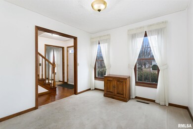 5739 Vine St, Davenport, IA 52806 - photo 5