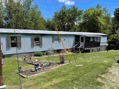 1724 B St, Waynesboro, VA 22980 - photo 2