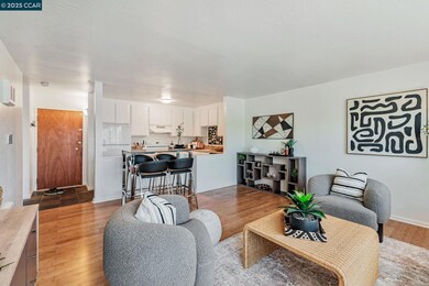 455 Crescent St Condominiums unit 207, Oakland, CA 94610 - photo 7