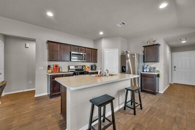 16827 Silent Pines Ct, Conroe, TX 77302 - photo 6