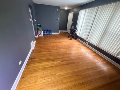 unlisted-address, Chicago, IL 60620 - photo 2