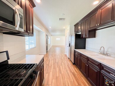 1017 0 Rose Ave, El Centro, CA 92243 - photo 2