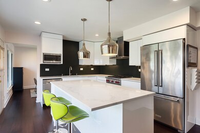 2423 Happy Hollow Rd, Glenview, IL 60026 - photo 6