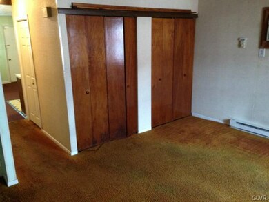 271 E Mosser St, Allentown, PA 18109 - photo 3