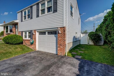 1108 Vauclain Ave, Woodlyn, PA 19094 - photo 4