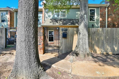 697 S Belvedere Blvd unit B, Memphis, TN 38104 - photo 4