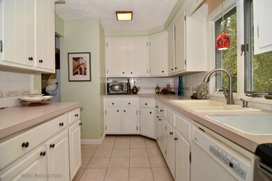 85 Cedar St, Rehoboth, MA 02769 - photo 7