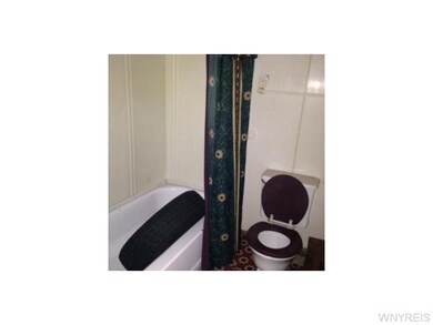 Bathroom 1st floor