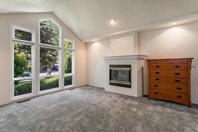 2440 Greenridge Dr, Medford, OR 97504 - photo 5