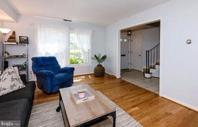 8236 Carrleigh Pkwy unit 87, Springfield, VA 22152 - photo 7