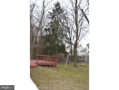 115 E Endfield Rd, Feasterville Trevose, PA 19053 - photo 5