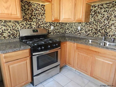 2 Knadler Dr, Latham, NY 12110 - photo 5