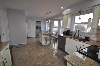 811 Hunter Rd, Easton, PA 18040 - photo 3