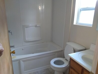 1629farragutbath1pic