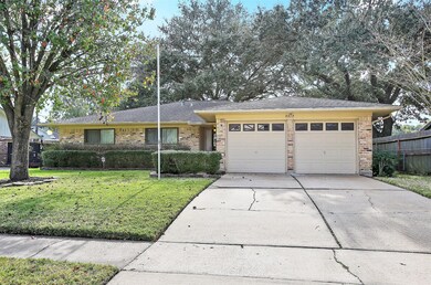 8215 Concho St, Houston, TX 77036 - photo 2