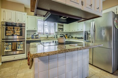 2141 Trawood Dr, El Paso, TX 79935 - photo 5