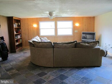 393 S Poes Rd, Amissville, VA 20106 - photo 4