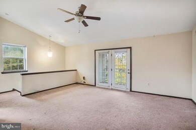 16 Belmont Station unit B16, Southampton, PA 18966 - photo 3