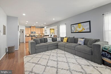 704 Rollins Ave, Capitol Heights, MD 20743 - photo 7