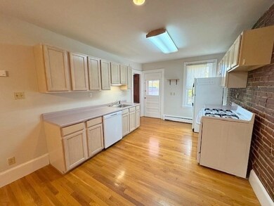 4 Mead St unit 3, Allston, MA 02134 - photo 2