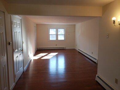 45 Holyoke St unit H, Easthampton, MA 01027 - photo 2