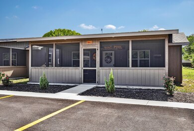 2 Front Exterior (B)