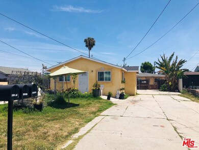 10814 S Freeman Ave, Inglewood, CA 90304 - photo 2
