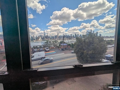 963 Boulevard E unit 2-3, Weehawken, NJ 07086 - photo 3