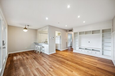 Great layout with custom shelving and vinyl plank