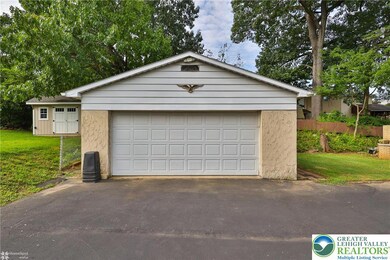 2530 28th St SW, Allentown, PA 18103 - photo 3