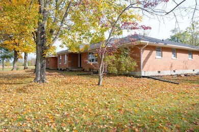 8013 Damascus Rd, Louisville, KY 40228 - photo 2