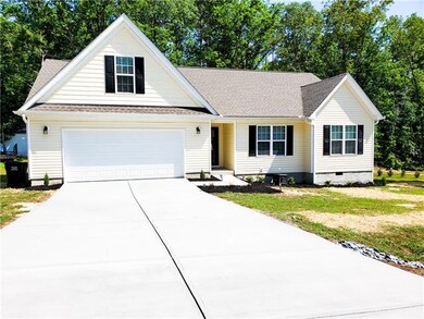 1724 Riverstone Dr, Lincolnton, NC 28092 - photo 2