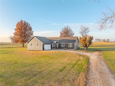 1260 NW State Route Tt, Butler, MO 64730 - photo 5