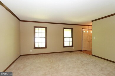 2007 Victoria Dr, Stafford, VA 22554 - photo 4