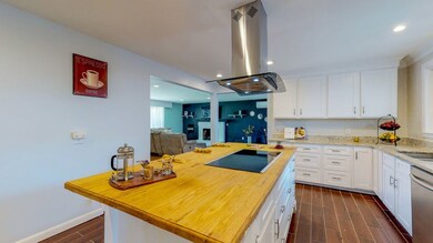 41 Durso Ave, Lawrence, MA 01843 - photo 3