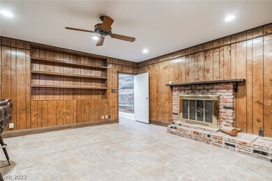 3734 Meadowcrest Dr, Las Vegas, NV 89121 - photo 5