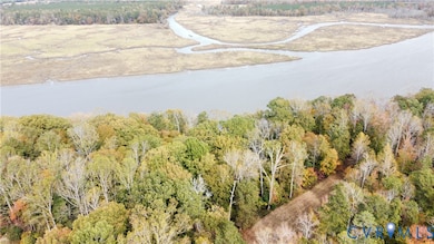 7 Scotland Landing Rd, West Point, VA 23181 - photo 3