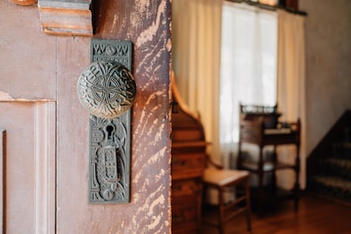 202 E Thomas St, Avoca, IA 51521 - photo 5