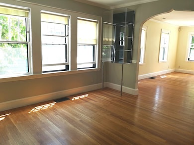 643 Green St, Cambridge, MA 02139 - photo 4