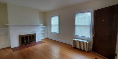 610 N Sheridan Rd unit 1, Waukegan, IL 60085 - photo 4