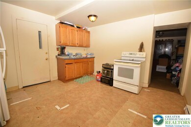 316 E Main St, Plymouth, PA 18651 - photo 3