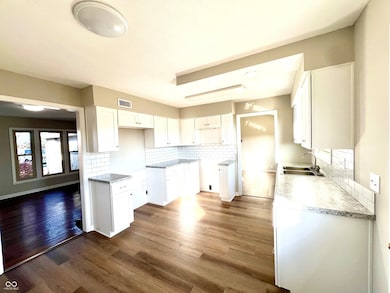 4233 E 900 N, Greenfield, IN 46140 - photo 5