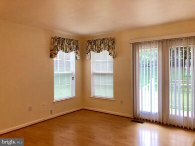 12206 Emerald Way, Germantown, MD 20876 - photo 5