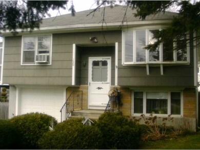 136 Newport Ave, Middletown, RI 02842 - photo 5