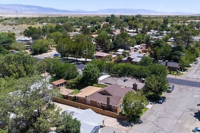 110 N Hay St, Lone Pine, CA 93545 - photo 5