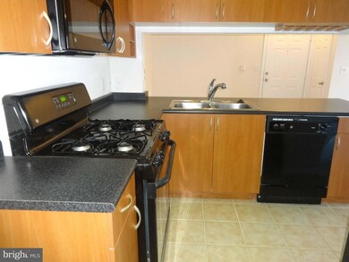 19603 Galway Bay Cir, Germantown, MD 20874 - photo 3