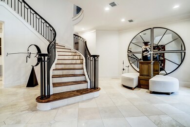 8710 Cedardale Dr, Houston, TX 77055 - photo 2