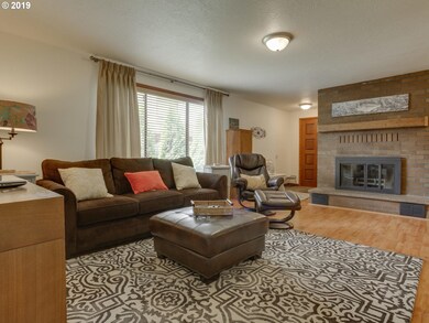 144 SW Jefferson St, Sheridan, OR 97378 - photo 6